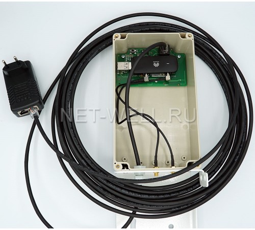 3G/ 4G комплект 2х27 с гермобоксом, USB модемом и роутером.